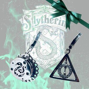 ⚡ Lot of 2 Harry Potter Dangle Charms – Slytherin &  Deathly Hallows✨
